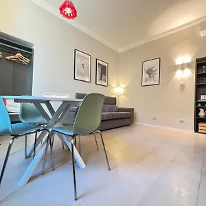 https://brera-apartment.italymilanhotels.net